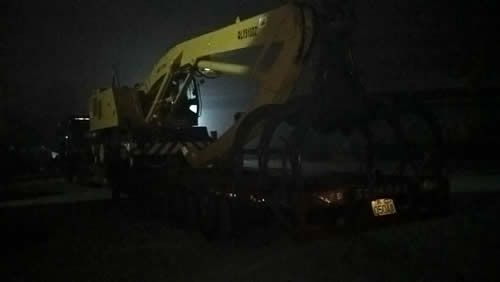 1484551446126530.jpg 連夜裝車.jpg